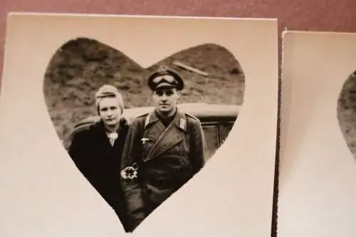 zwei tolle alte Fotos - Frau und Soldat StuG Uniform - ISA , EK I