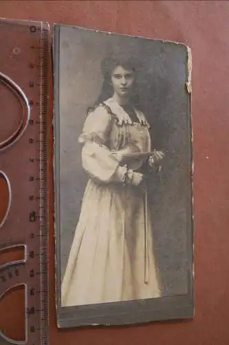 tolles altes  Foto auf Pappe - Portrait junge Frau  mit Geige 1900-20  Düren 