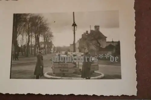 Altes Foto - Soldaten an einer Kreuzung Frankreich - Arras Boulonge