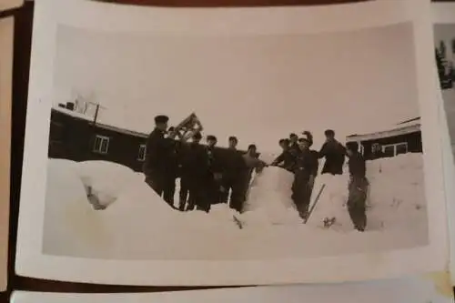 13 tolle alte Fotos - Soldaten Panzertruppe im Schnee - Norwegen Februar 1945 