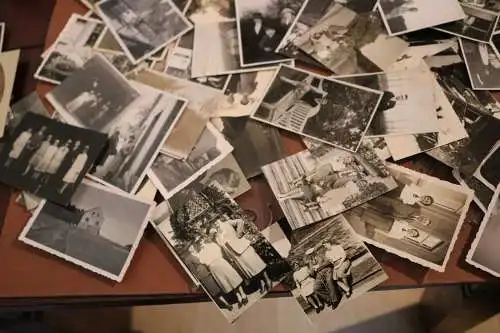 Konvolut alter Fotos , Personen, Familie Orte usw. 
