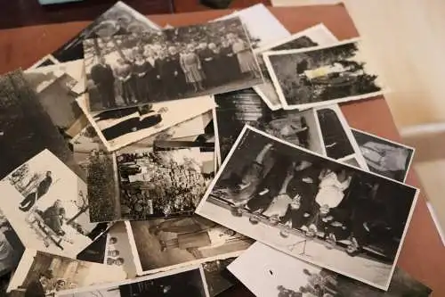 Konvolut alter Fotos , Personen, Familie Orte usw. 