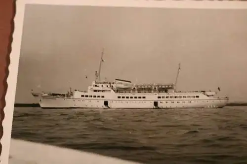 tolles altes Foto - Fährschiff ?? Helgoland 1961