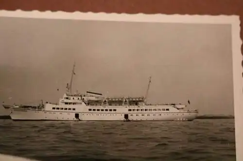 tolles altes Foto - Fährschiff ?? Helgoland 1961