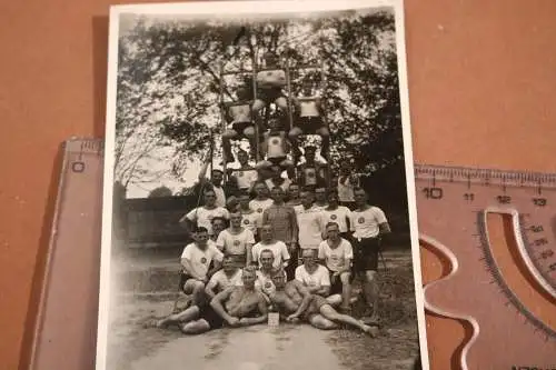 zwei tolle alte Gruppenfotos - Sportverein ?? Sondershausen 1928 und 1930 - Logo