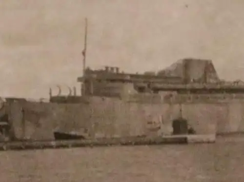 altes Foto - Getarntes Passagierschiff - Unterkunft Matrosen ? 