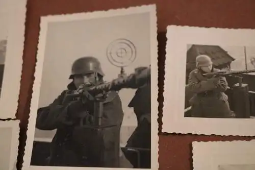 neun alte Fotos - Soldat auf Gebäude mit MG für Luftabwehr - Wappen Dresden ? 