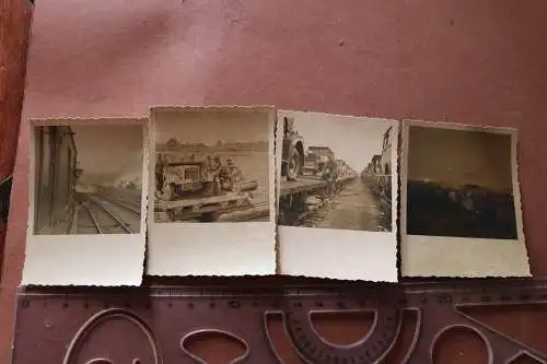 vier alte Fotos eines Soldaten , Floß, Krad,  Fahrzeuge, Eisenbahn 