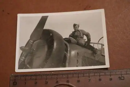 tolles altes Foto - Pilot ? auf seiner Junkers Ju52