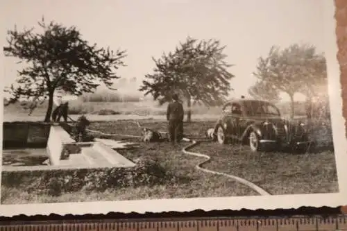 zwei alte Fotos - Freiwillige Feuerwehr ??? Altenburg - Oldtimer - 50er Jahre ?