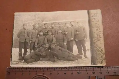 tolles altes Gruppenfoto Soldaten Neujahr 1918 - Namen auf Rückseite