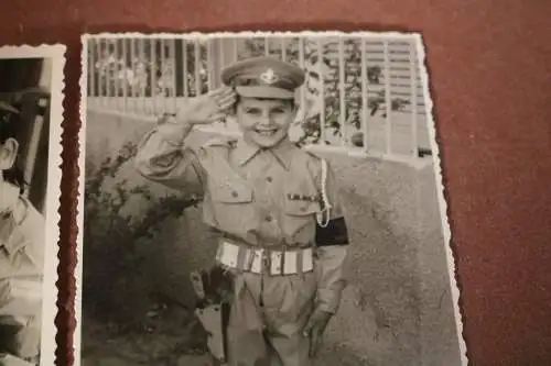 zwei alte Fotos - Junge und Mädchen in Uniform - Israel ?? 50-60er Jahre