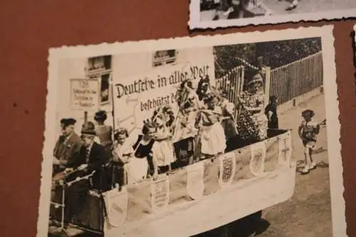 drei tolle alte Fotos - Festumzug - Kinder - Deutschtum - Burgstädt