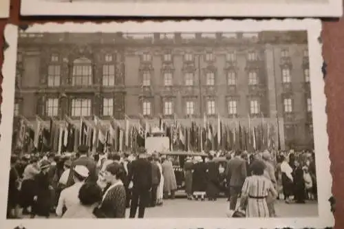 vier tolle alte Fotos - Berlin ?  Olympia 1936 - Festumzug ??