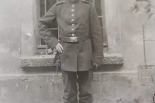 zwei tolle alte Glasnegative - junger Mann in Uniform - Polizei ?? Tschako