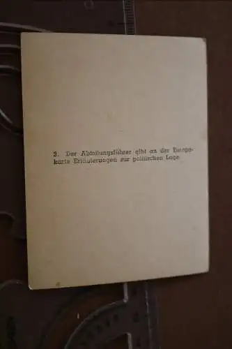 tolles altes Foto - Kleinbildserie ?  Soldaten Ausbilder  Europakarte 