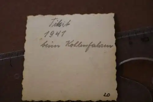 tolles altes Foto - vier Soldaten - Tilsit - beim Kohlefahren 1941 