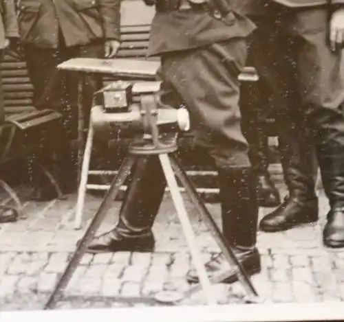 altes Foto - Soldaten Luftwaffe - Ausbildung ?  Messgerät ?? 