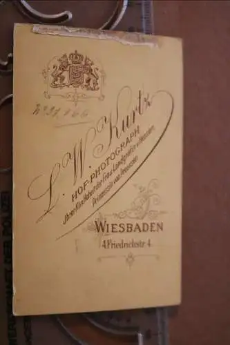 altes CDV Foto - Portrait einer Frau - Wiesbaden 
