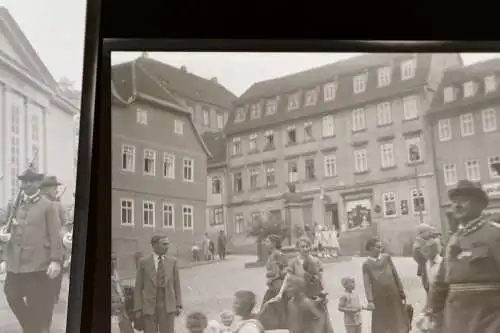 zwei tolle alte Negative - Schützenfest ? Schützenmarsch - 30-40er Jahre ? Ort ?