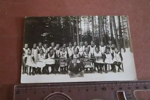 Tolles altes Gruppenfoto  Frauen Mädchen - Nähkurs im Schnee ? Singer Nähmaschin