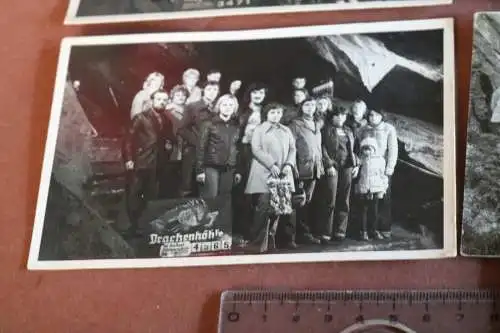 sieben tolle alte Gruppenfotos - Drachenhöhle - ab 1930 