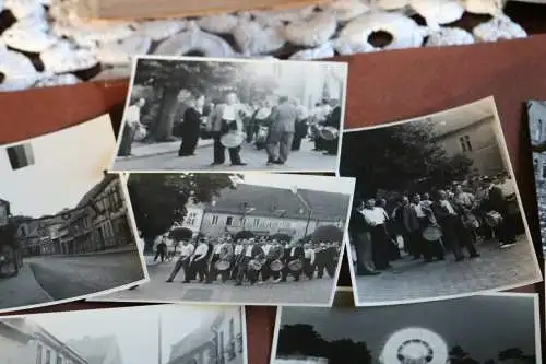 24 tolle alte Fotos - Festzug durch die Wittenberger Vorstadt - 50er Jahre Namen