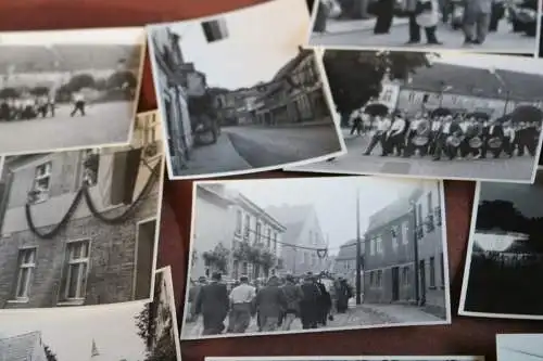 24 tolle alte Fotos - Festzug durch die Wittenberger Vorstadt - 50er Jahre Namen