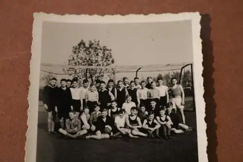 Tolles altes Foto Gruppenfoto Jungs Fussball Mannschaft ?  30-50er Jahre ?