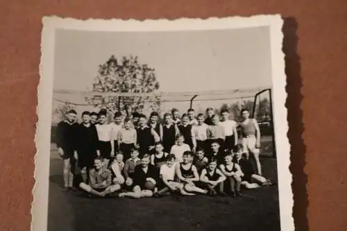 Tolles altes Foto Gruppenfoto Jungs Fussball Mannschaft ?  30-50er Jahre ?