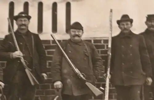 Tolles altes Foto Gruppe Jäger mit erlegtem Wild 1910-20