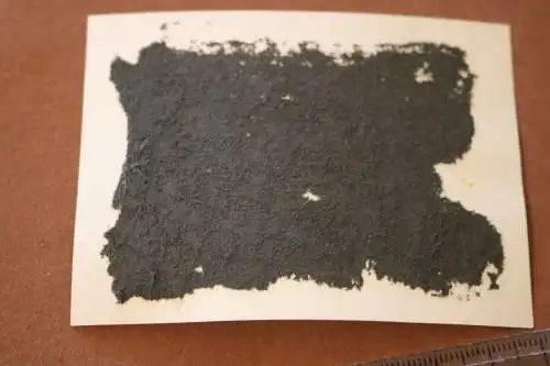 tolles altes Foto  Ungarn ?? Denkmal Mann mit Buch . Bayer Medizin Werbung 