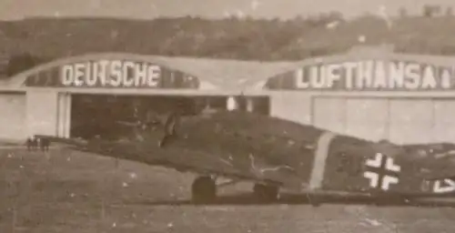 tolles altes Foto Flughafen Belgrad - Halle Deutsche Lufthansa