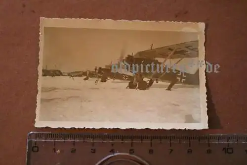 tolles altes Foto Flugplatz mit Heinkel He 46 Flugzeuge 