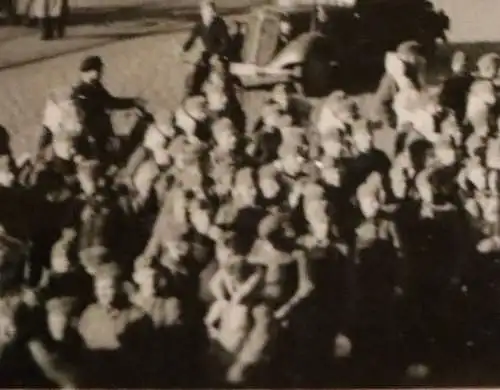 tolles altes Foto Soldaten angetreten - Hafen in Dänemark ? Lauritz Wornings Wer