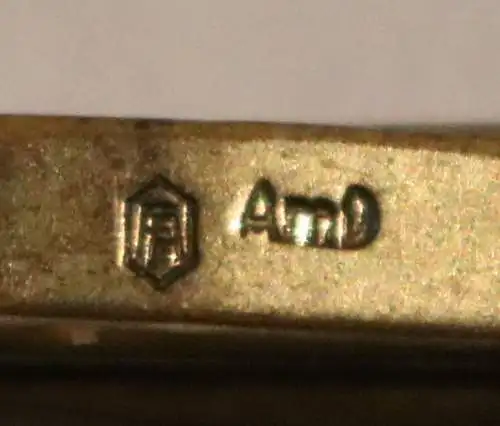 tolle ältere Krawattenklammer  gepunzt AmD und FA ??? 