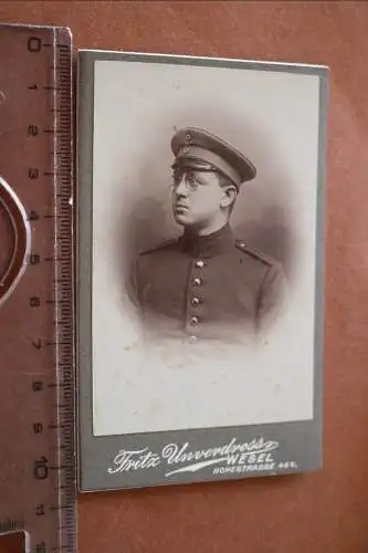 tolles altes CDV-Foto - Portrait eines Soldaten Wesel