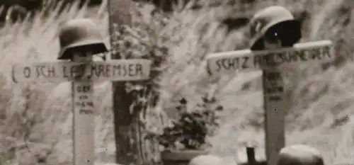 altes Foto - Soldatengräber Ort ??? 