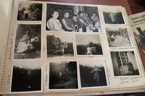 tolles altes Album 187 Fotos einer Frau 50-60er Jahre 