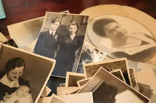 Konvolut alter Fotos - Personen, Landschaften usw. 