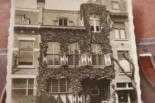 tolles altes Foto - Reihenhaus in der Niederlande - Ort ?? 1937