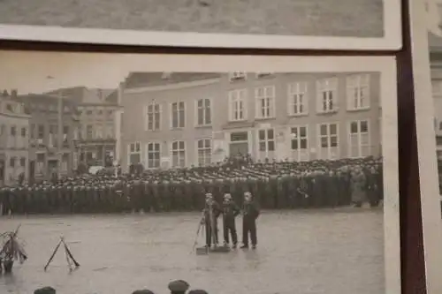 Drei tolle alte Fotos - Matrosen Vereidigung  - Marktplatz ??? Ort ?? 30-40er Ja