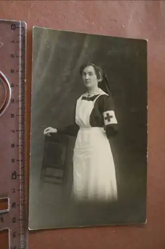 tolles altes Portrait - Krankenschwester Rotes Kreuz - Offenburg 1914-15