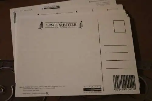 12 tolle Ansichtskarten - Space Shuttle Collection mit Umverpackung - sehr gut