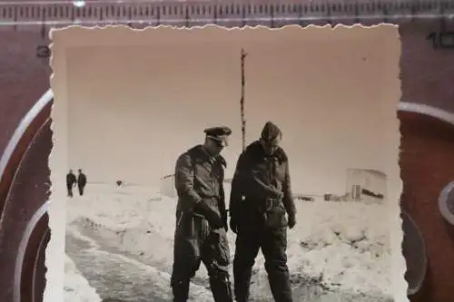 tolles altes Foto zwei Piloten - einer hochdekoriert 