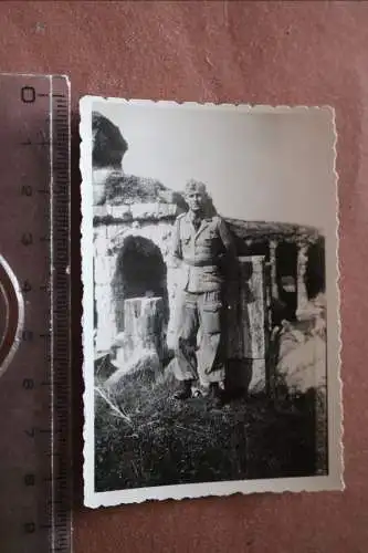 tolles altes Foto - Portrait Soldat der Luftwaffe Südfront