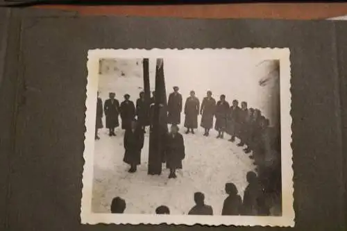 neun tolle alte Fotos - Mädels - BDM - 30-40er Jahre 