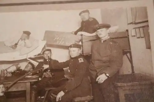 tolles altes Gruppenfoto Soldaten - Artillerie-Regt. 45 ??? Schulterstücke -1903