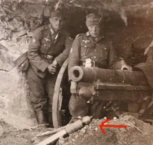 tolles altes Foto - Gruppe Gebirgsjäger mit Geschütz in Stellung 1941