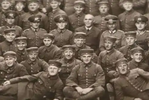 tolles altes Foto - Gruppenfoto - Reichswehr - 20er Jahre ?